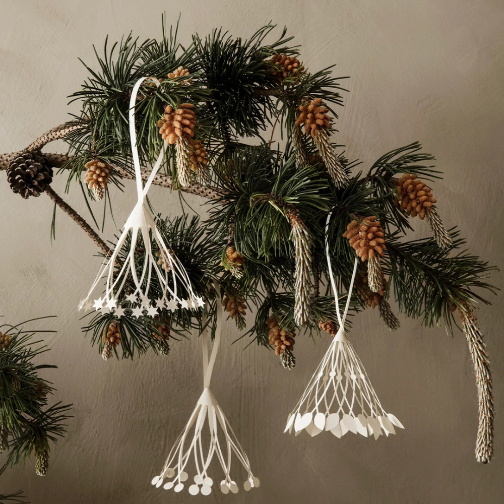 Ferm Living Christmas Paper střapec, sada 3