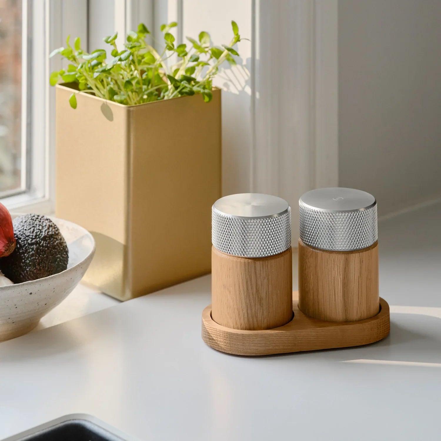 Gejst Sina Salt And Pepper Mill, Oak/ Steel