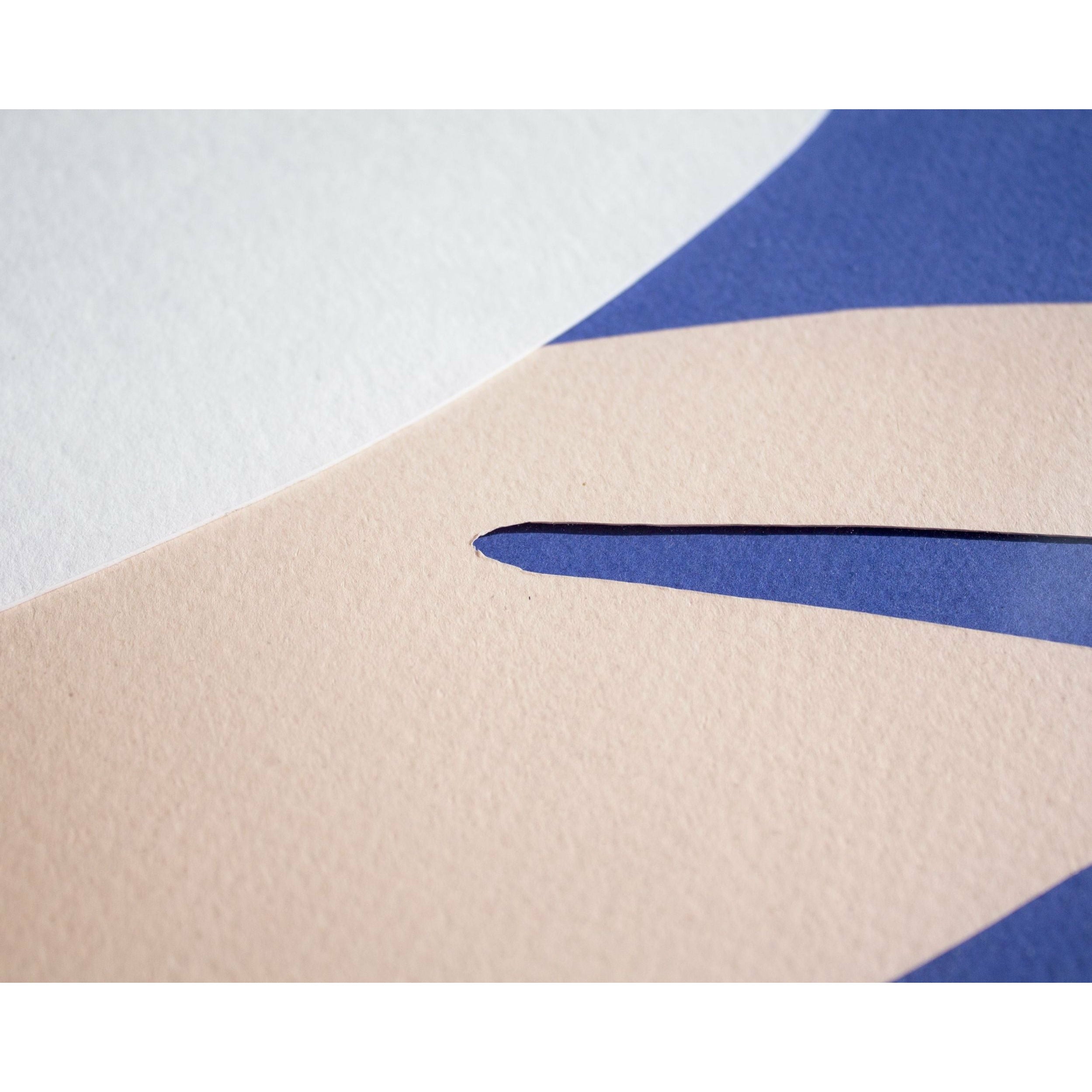 Brainchild Swan Paper Clip plakat, ramme lavet af let træ A5, lyserød baggrund