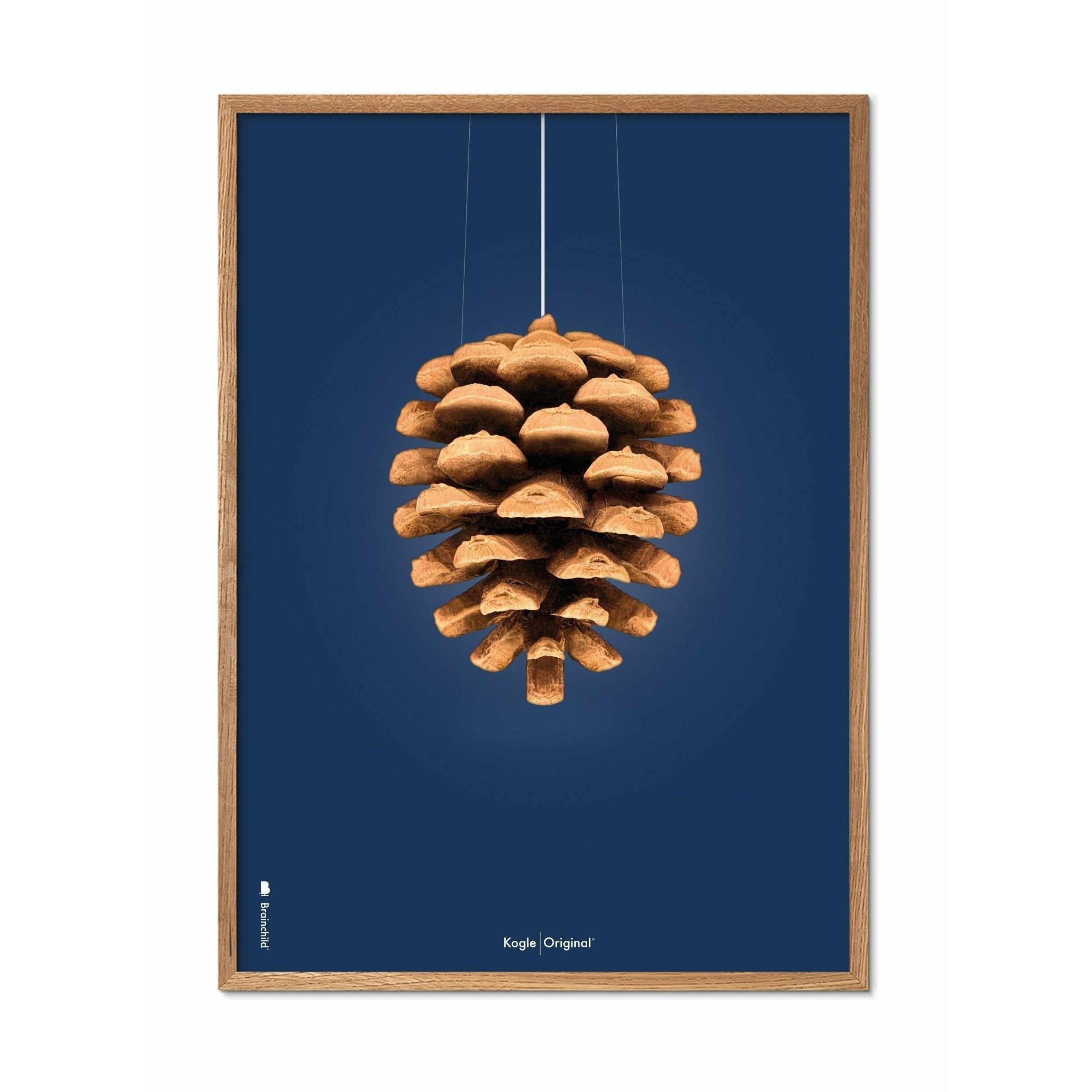 brainchild Pine Cone Classic Poster, ramme lavet af let træ 30x40 cm, mørkeblå baggrund