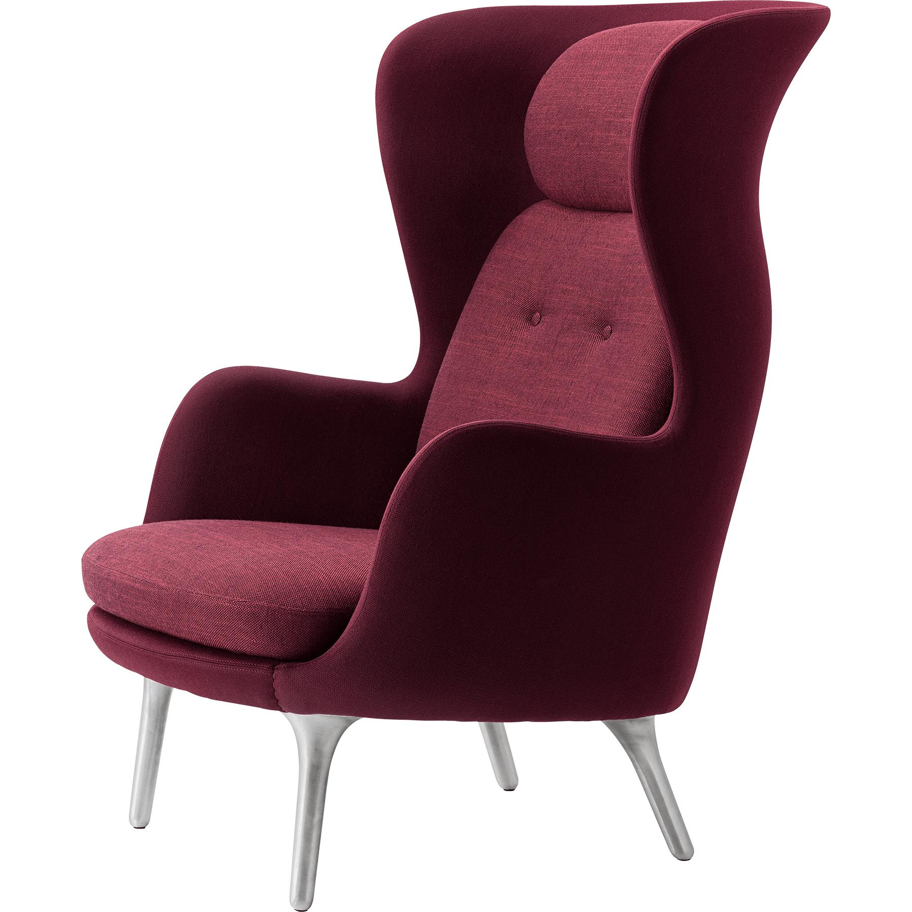 Fritz Hansen Ro Lounge Chair Two Tonus Aluminium, Balder Bordeaux/Sunniva Burgundy
