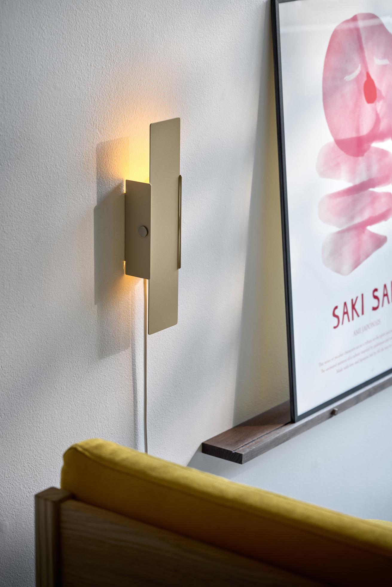 Moebe otočná nástěnná lampa, písek 