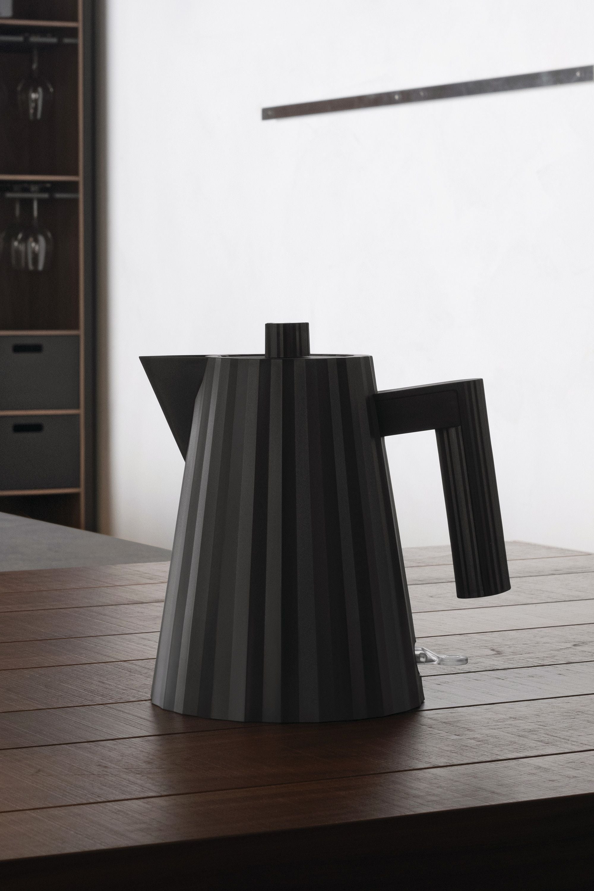 [product_category]-Alessi Plissé Water Kettle 1 Liter, Black-Alessi-8003299439577-MDL06-1 B-ALE-3