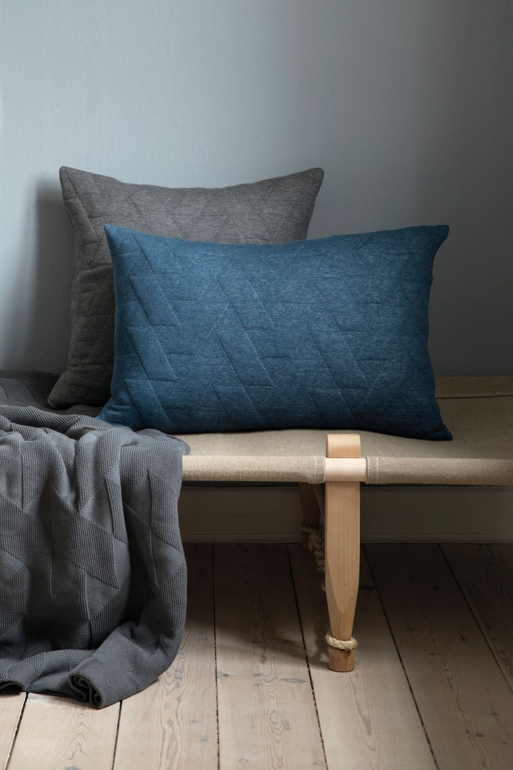 [product_category]-Architectmade Finn Juhl Pattern Blanket, Grey-Architectmade-6442218638554-1201-ARC-5