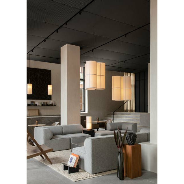 Audo Copenhagen Hashira odpružená lampa velká, bílá