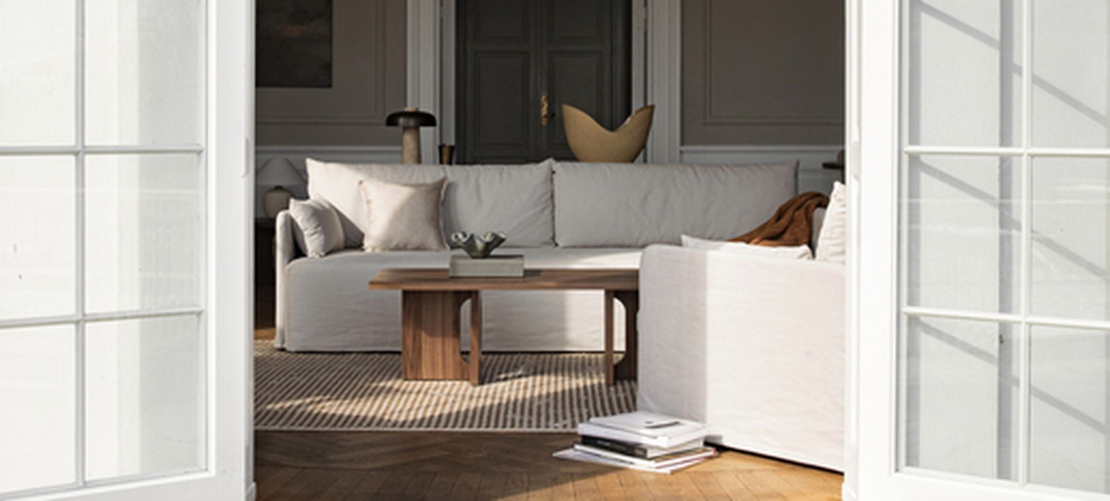 Audo Copenhagen Mimoides polštář 60x60 cm, spálený Siena