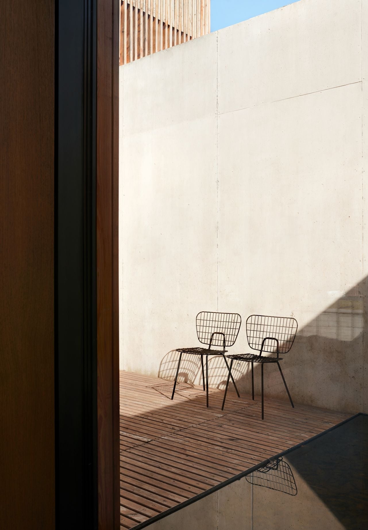 Audo Copenhagen WM String Seat Cushion Outdoor/Lounge, tmavě šedá