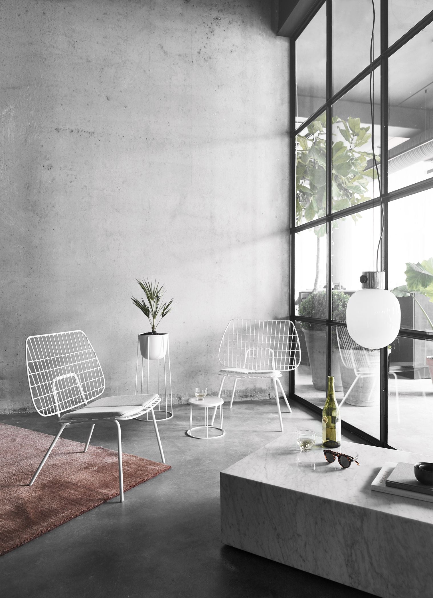 Audo Copenhagen WM String Seat Cushion Outdoor/Lounge, tmavě šedá