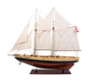 Autentické modely Bluenose II natřené plachetní lodi model