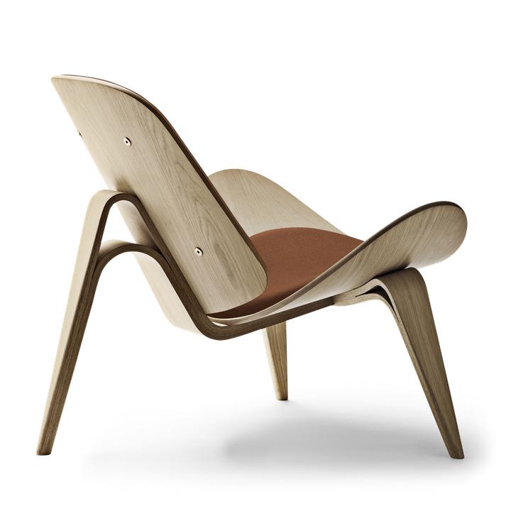 [product_category]-Carl Hansen Ch07 Shell Chair, White Oiled Oak/Brown Leather Thor 307-Carl Hansen-ch07-brown-whiteoiledoak-CAR-2