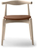Loketní židle Carl Hansen CH20, dubová/hnědá kůže