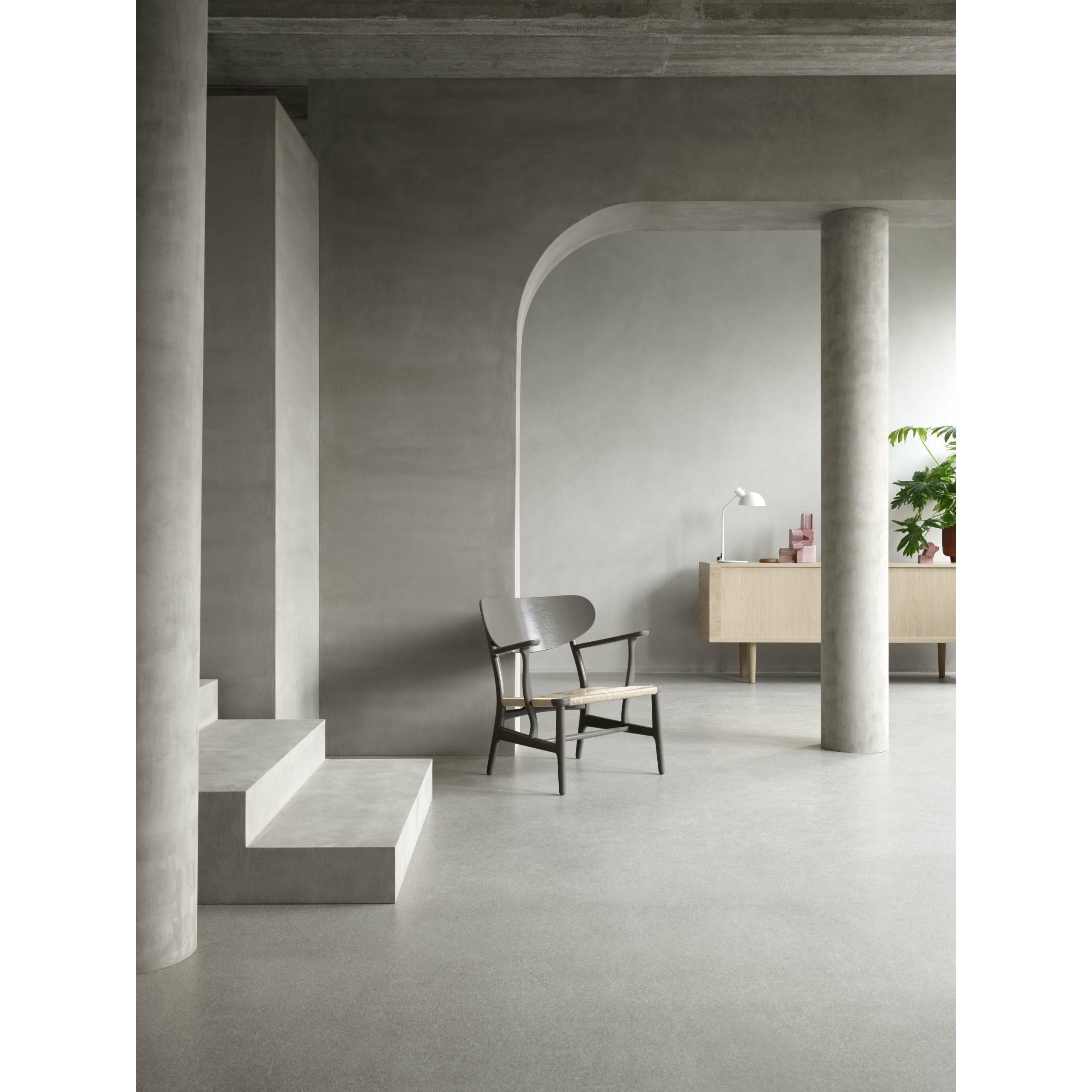 Karla Hansen CH22 Lounge Chair Oak, břidlicová hnědá/přírodní proutěný