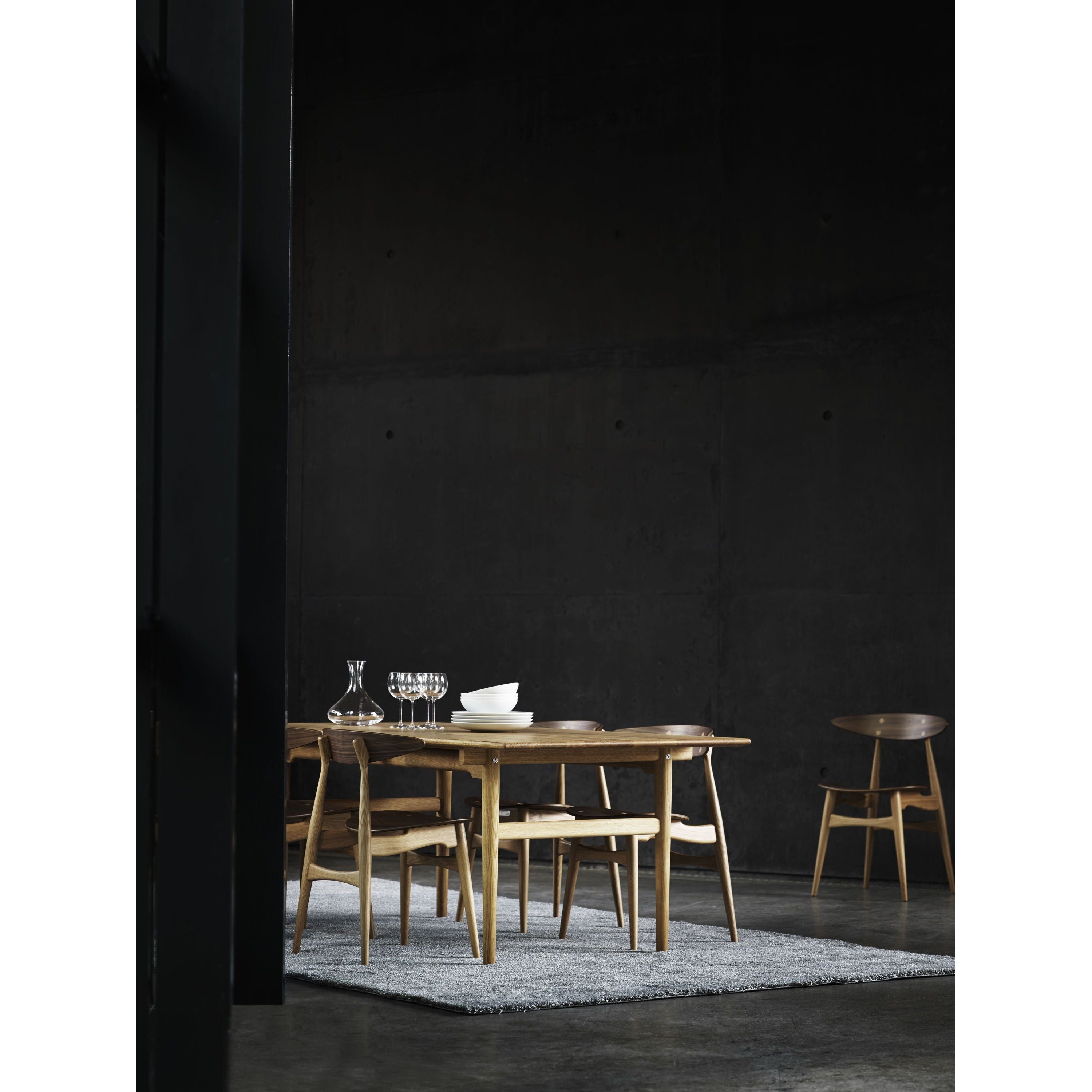 [product_category]-Carl Hansen Ch33 T Chair, Lacquered Oak-Carl Hansen-ch33t-natur-lacqueredoak-CAR-5