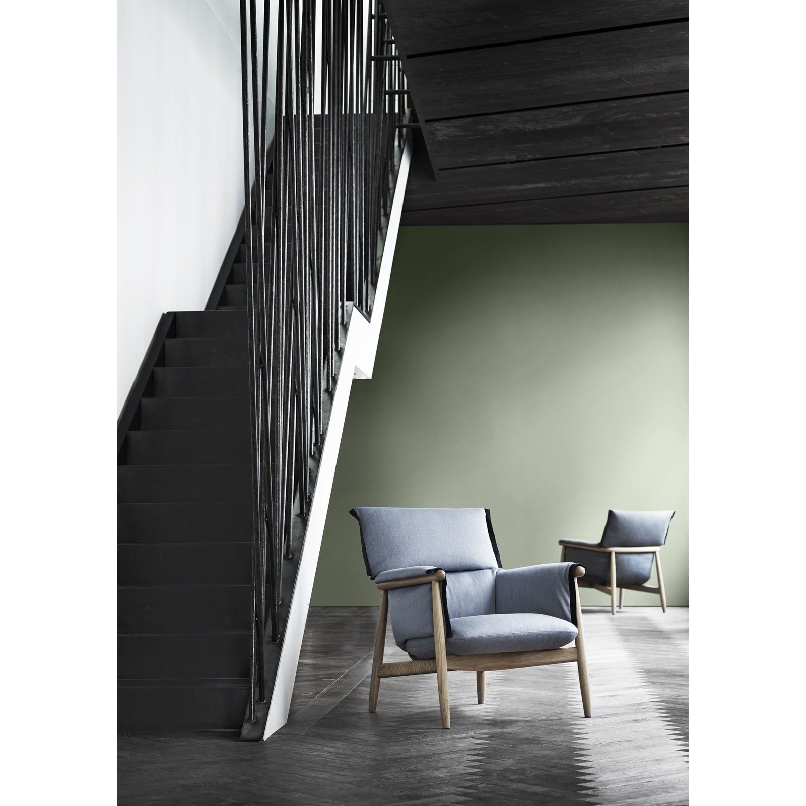 [product_category]-Carl Hansen E005 Embrace Chair, Colored Oak/Black Leather-Carl Hansen-e005-black-ncss9000-n-CAR-5