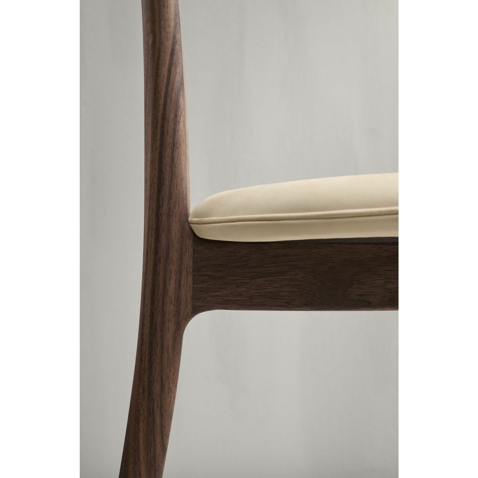 [product_category]-Carl Hansen Ow58 T Chair Walnut Oiled, Sif 90 Leather-Carl Hansen-5715230525715-OW58-060-102-HR-SIF90-CAR-9