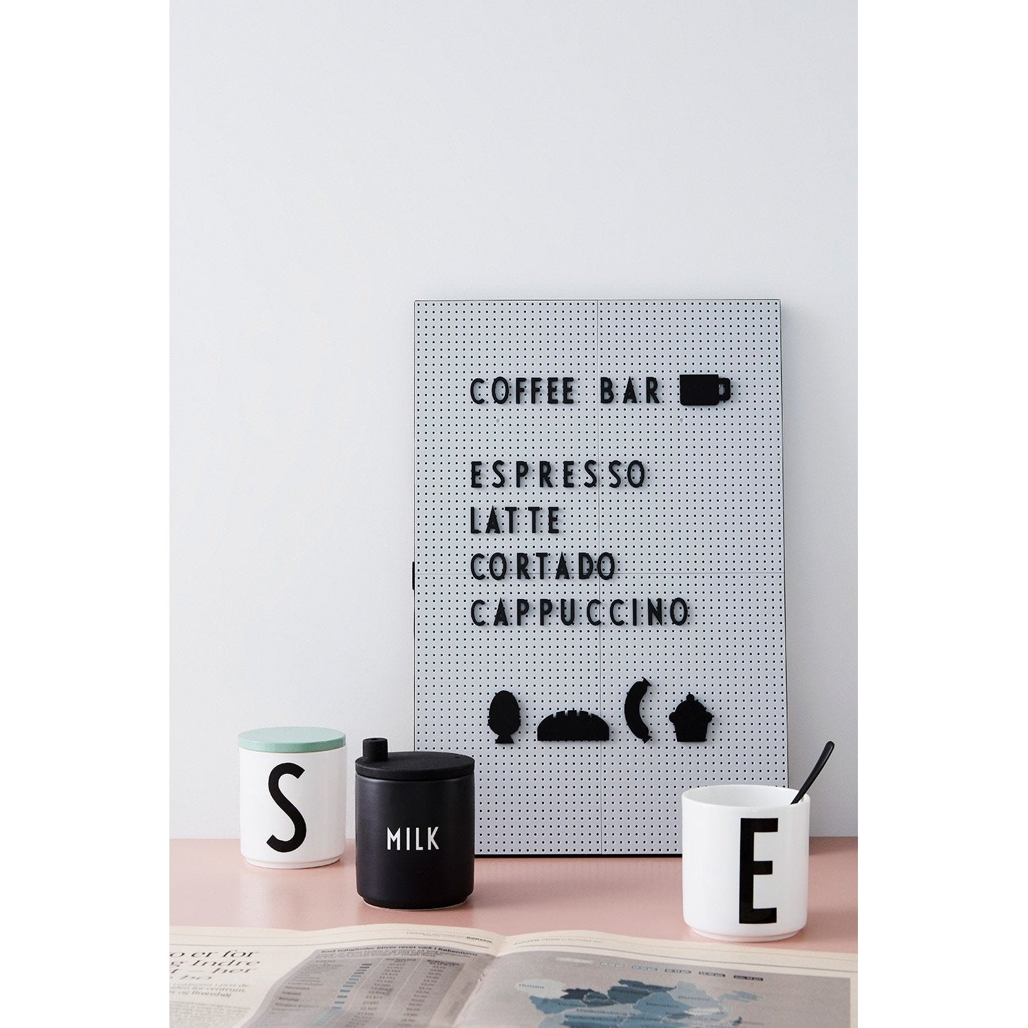 Designové písmena Pinboard Světle šedá, malá