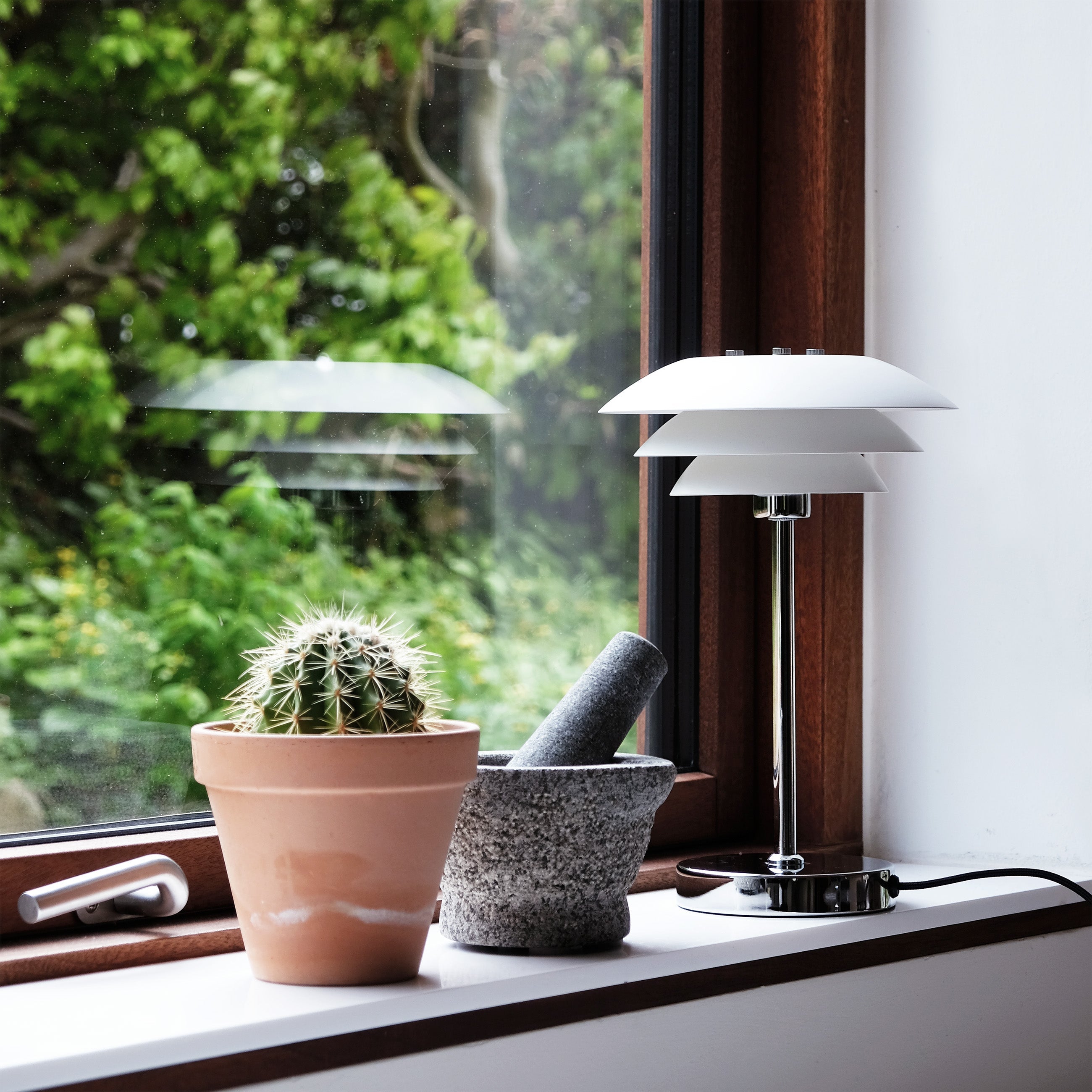 [product_category]-Dyberg Larsen Dl20 Table Lamp White, ø20-Dyberg Larsen-5704709080794-8079-DYB-3