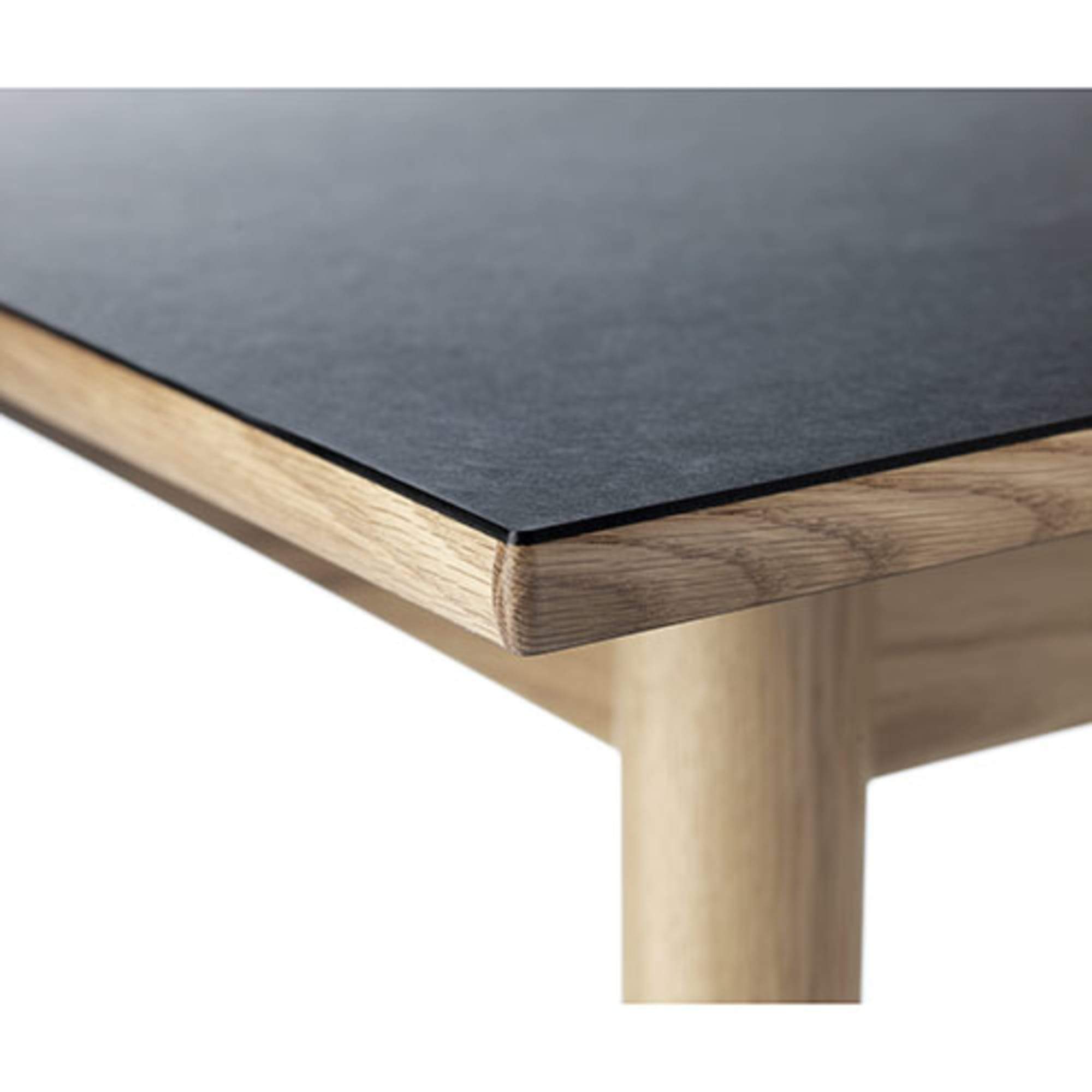 FDB Møbler C35 C Jídelní stůl pro 8 osob dubu, černý linoleum top, 95x220cm