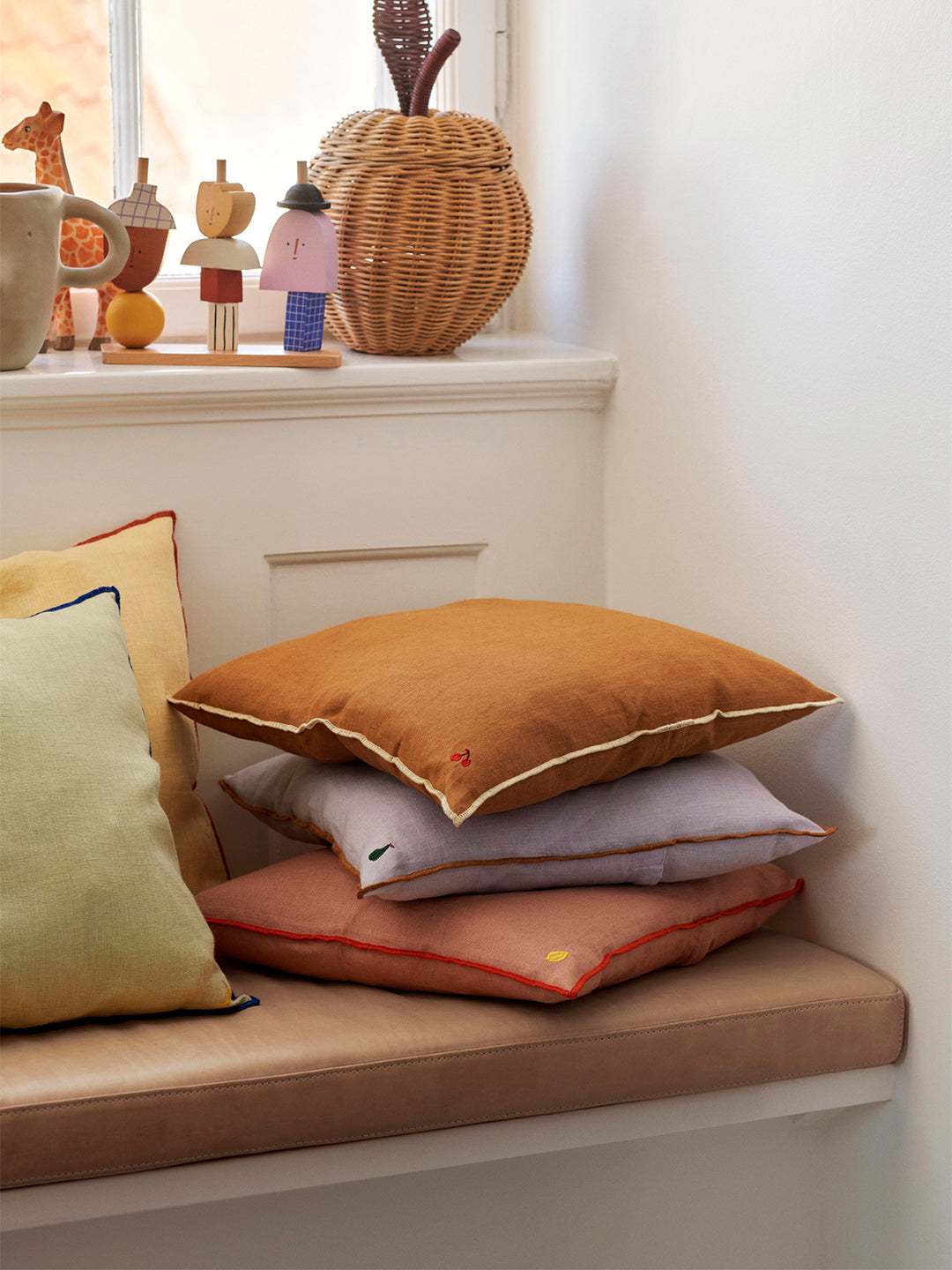 [product_category]-Ferm Living Contrast Linen Cushion, Dusty Rose-Ferm Living-5704723294382-1104266472-FER-2