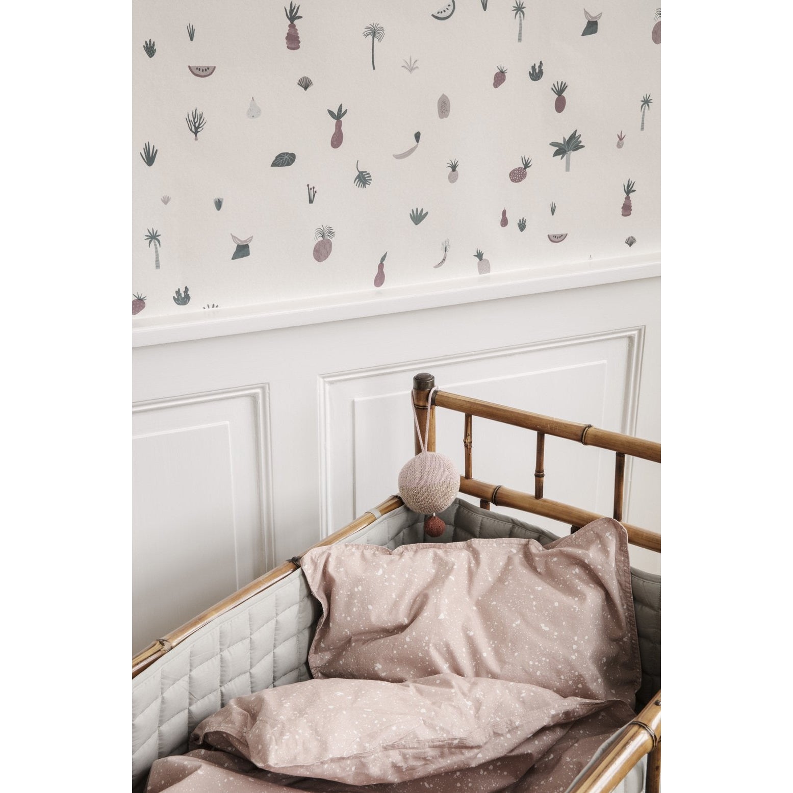 Ferm Living Triangles Wallsticker, modrá
