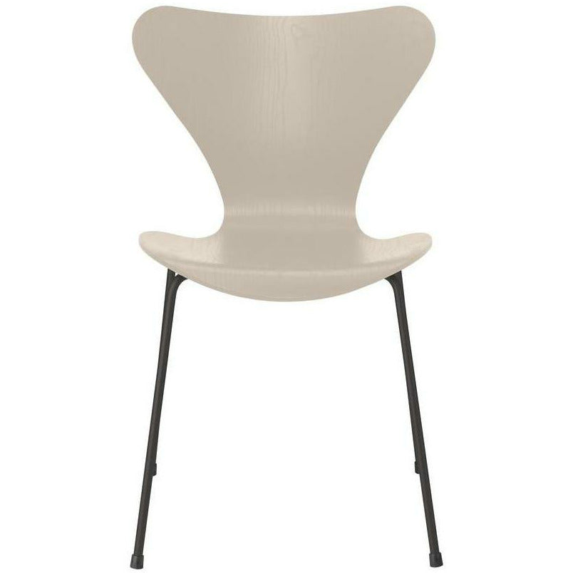 [product_category]-Fritz Hansen Series 7 Chair Dyed Ash Light Beige Bowl, Warm Graphite Base-Fritz Hansen-3107-FARVET-LIGHT-WARM-FRI-1