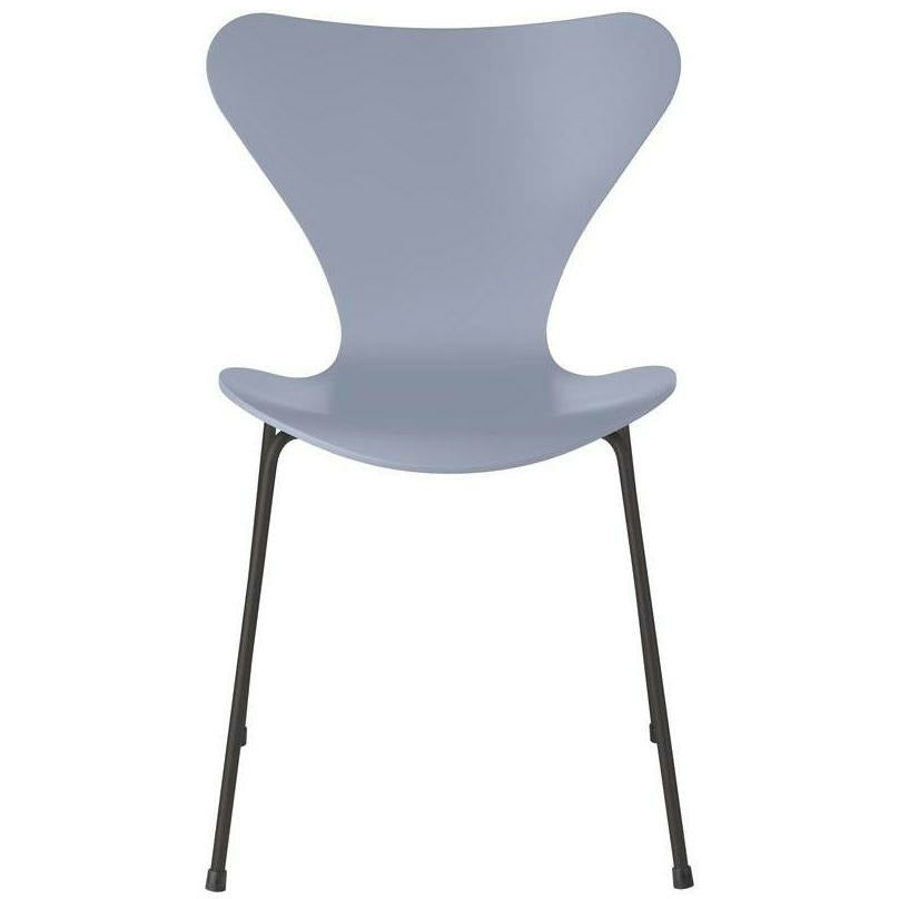 [product_category]-Fritz Hansen Series 7 Chair Lacquered Lavender Blue Bowl, Warm Graphite Base-Fritz Hansen-3107-LAKERET-LAVENDER-WARM-FRI-1