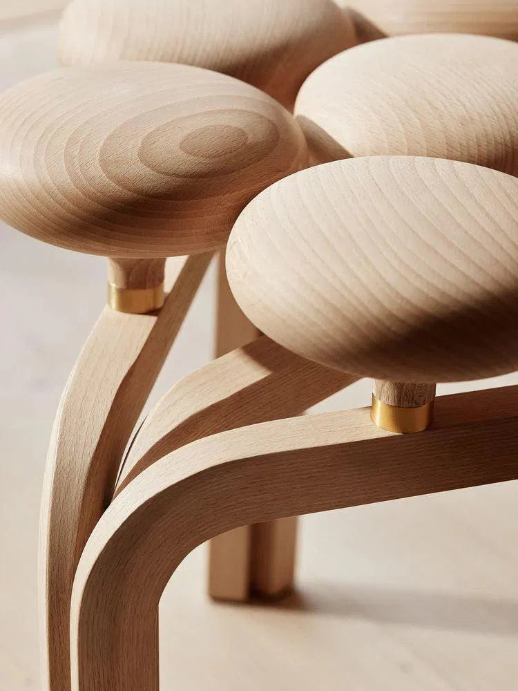 Stolička Fritz Hansen Utzon