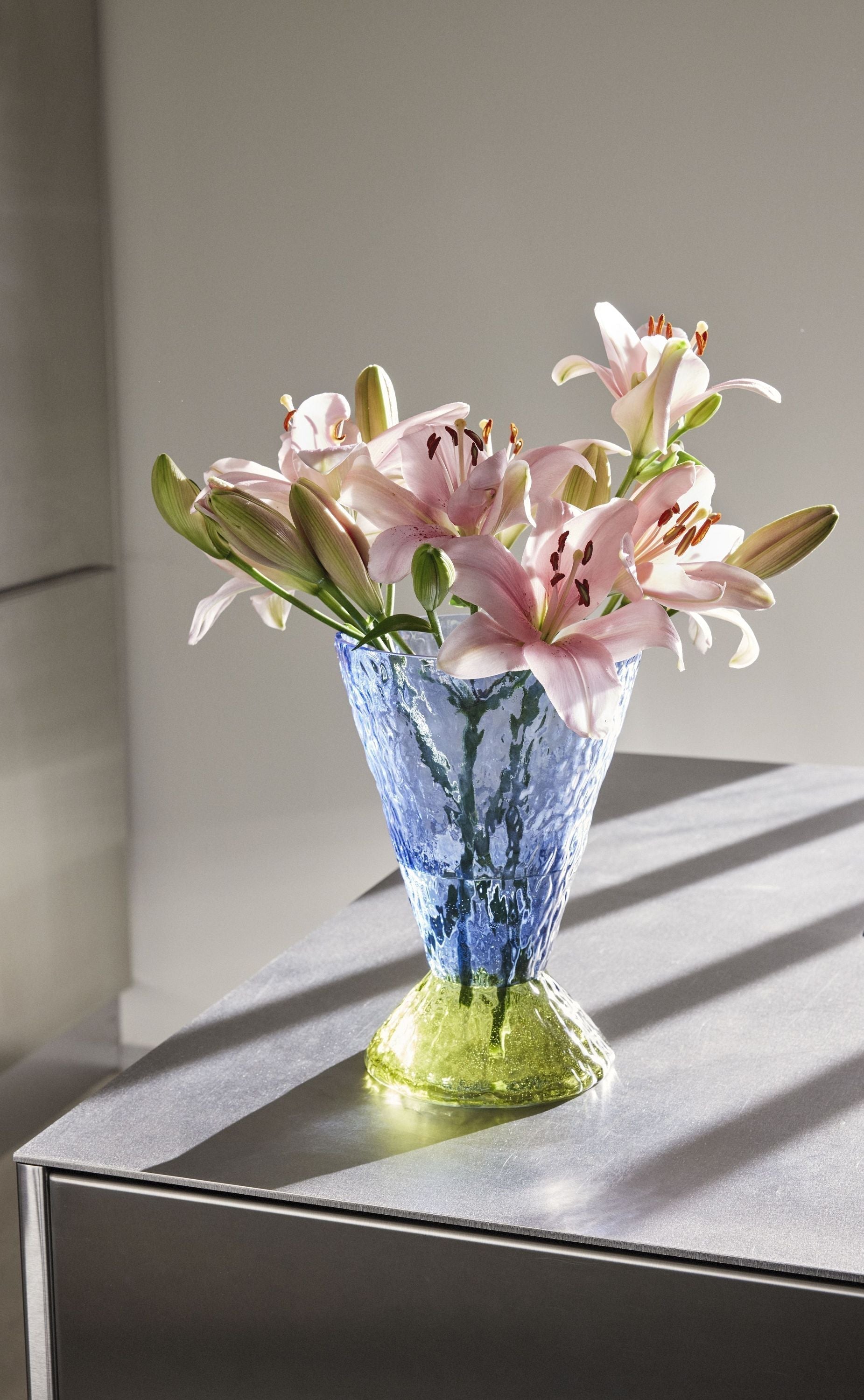 [product_category]-Hübsch Abyss Vase, Light Blue/Olive-Hübsch-5712772128961-661705-HUB-3