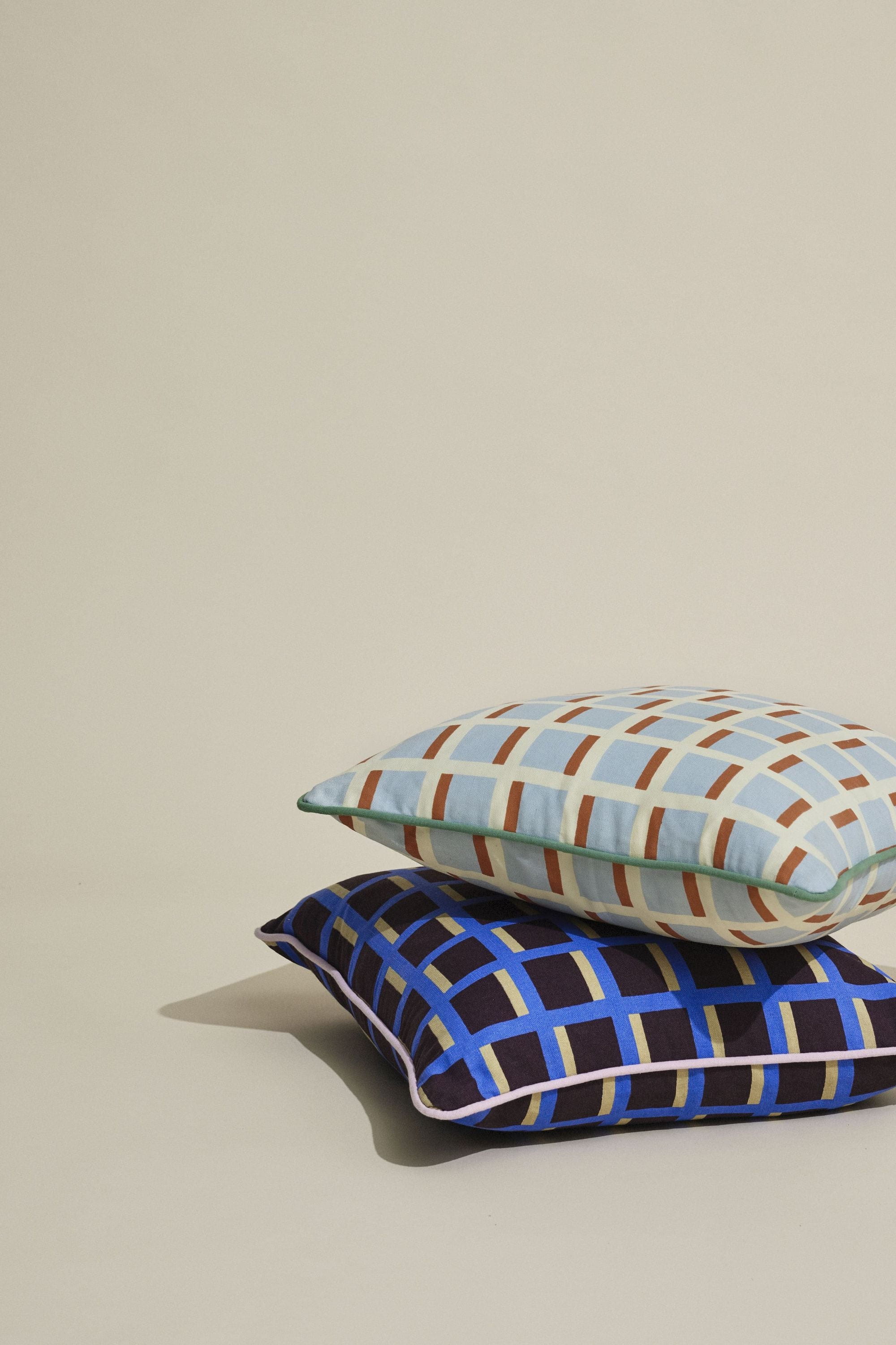 [product_category]-Hübsch Agenda Cushion, Multicolor/Brown/Blue-Hübsch-5712772128992-701701-HUB-13