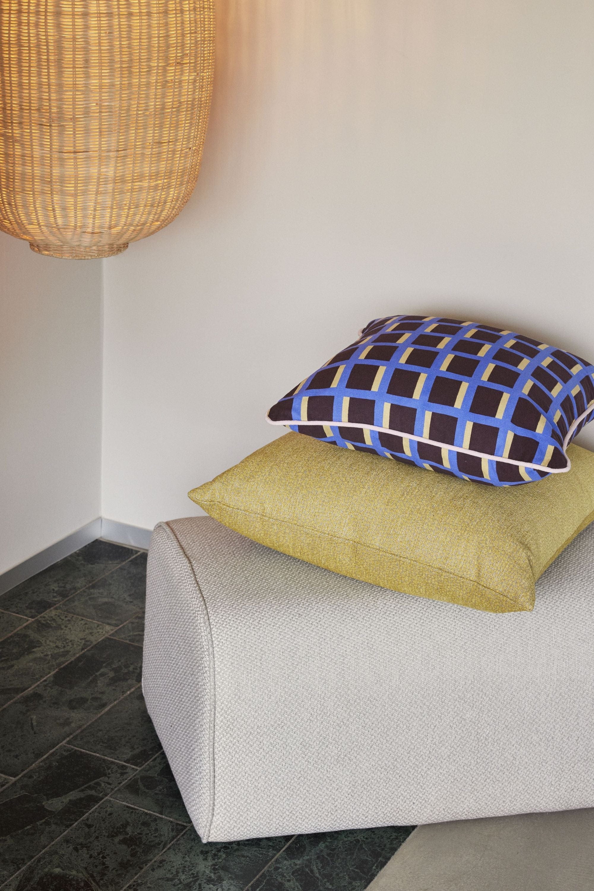 [product_category]-Hübsch Agenda Cushion, Multicolor/Sand/Grey-Hübsch-5712772129029-701702-HUB-14