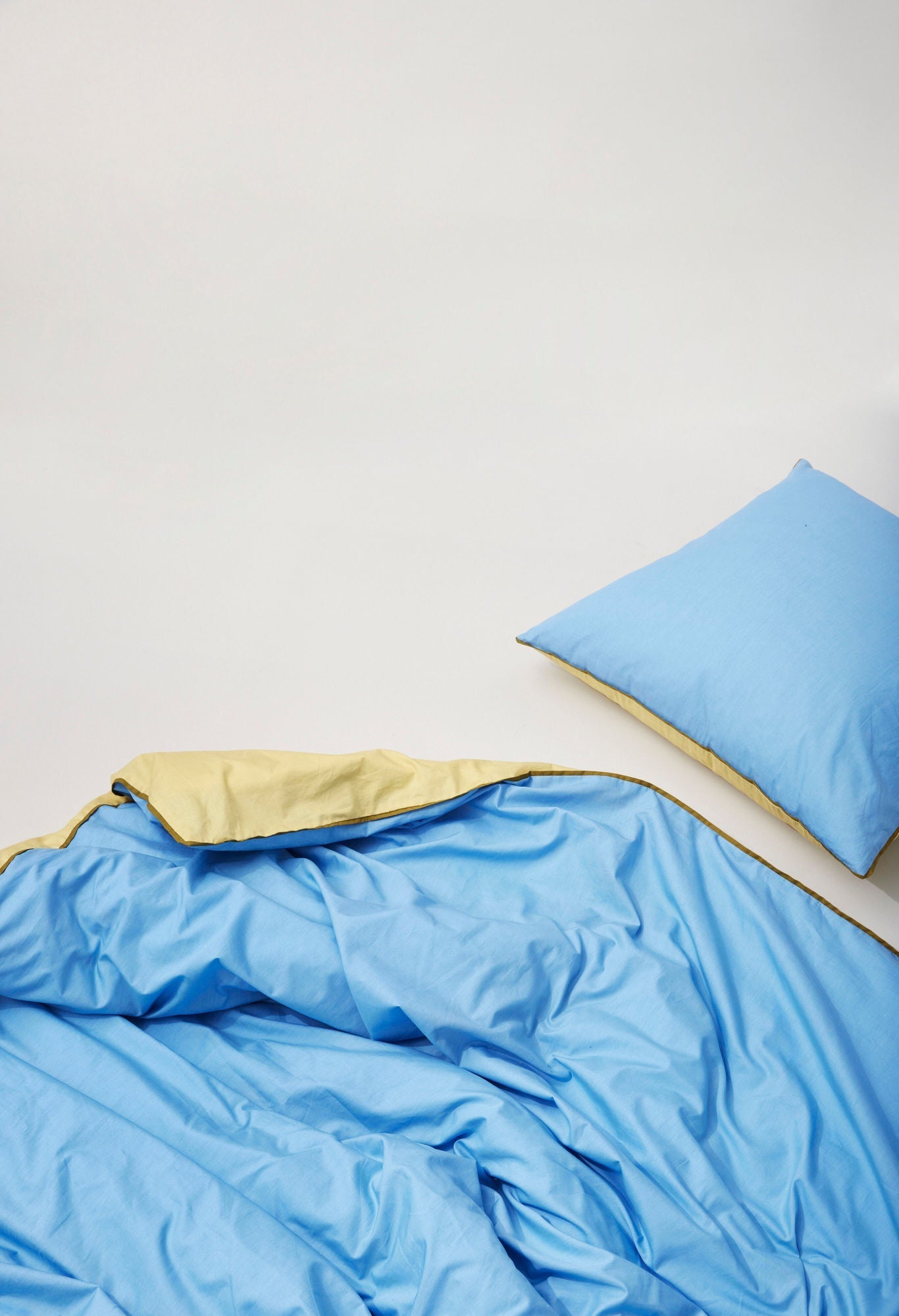 [product_category]-Hübsch Aki Bed Linen 60/220 Blue/Yellow-Hübsch-5712772114827-061406-HUB-6