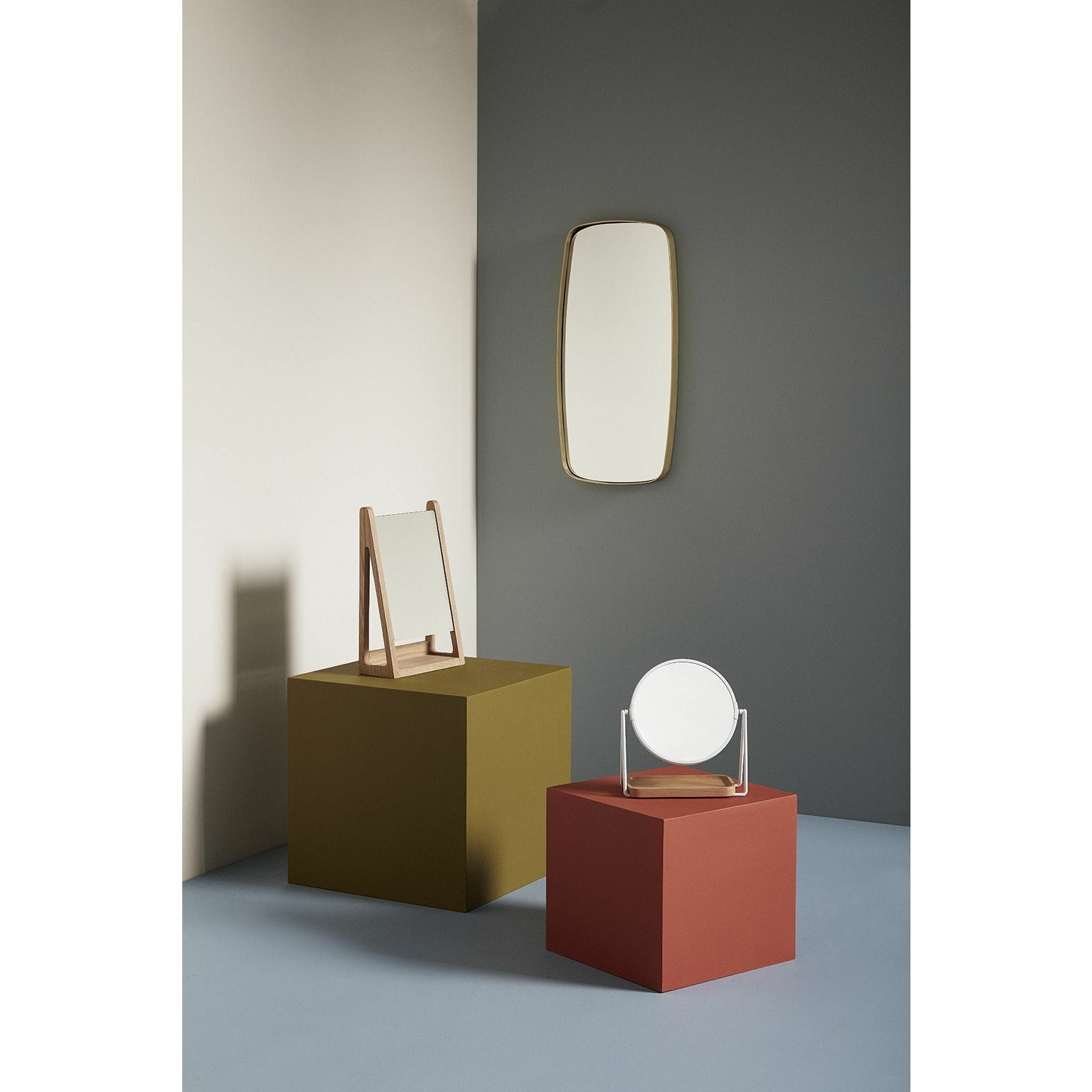 [product_category]-Hübsch Retro Wall Mirror Rectangular Brass-Hübsch-5712772060933-340501-HUB-2