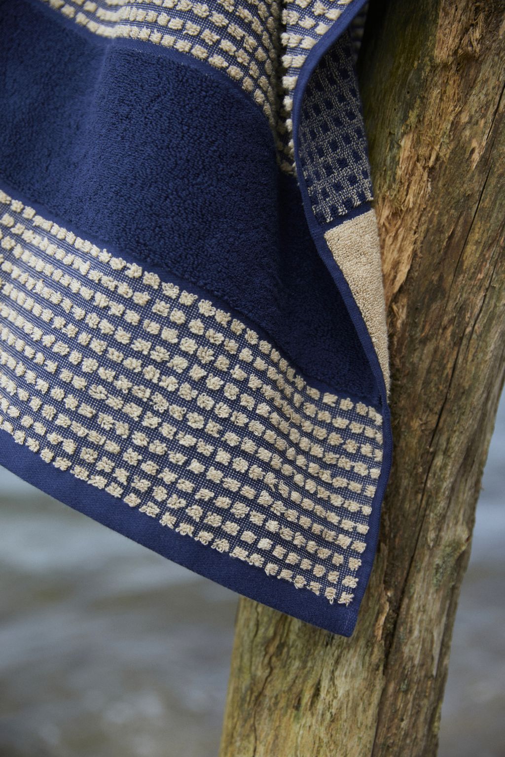 [product_category]-Juna Check Towel 70 X140 Cm, Dark Blue/Sand-Juna-5713397150672-615067-JUN-10