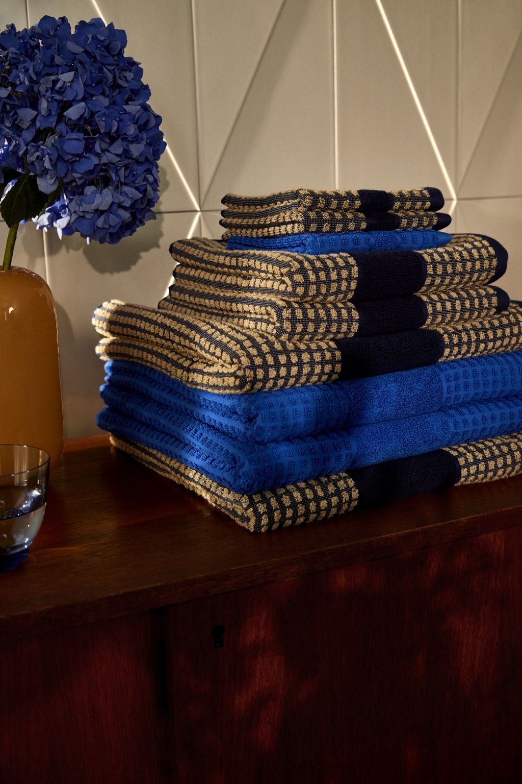 [product_category]-Juna Check Towel 70 X140 Cm, Dark Blue/Sand-Juna-5713397150672-615067-JUN-15