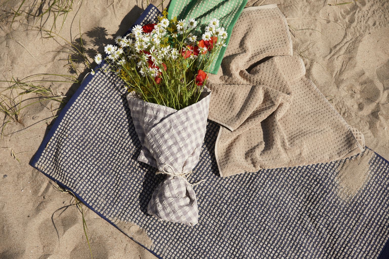 [product_category]-Juna Check Towel 70 X140 Cm, Dark Blue/Sand-Juna-5713397150672-615067-JUN-6