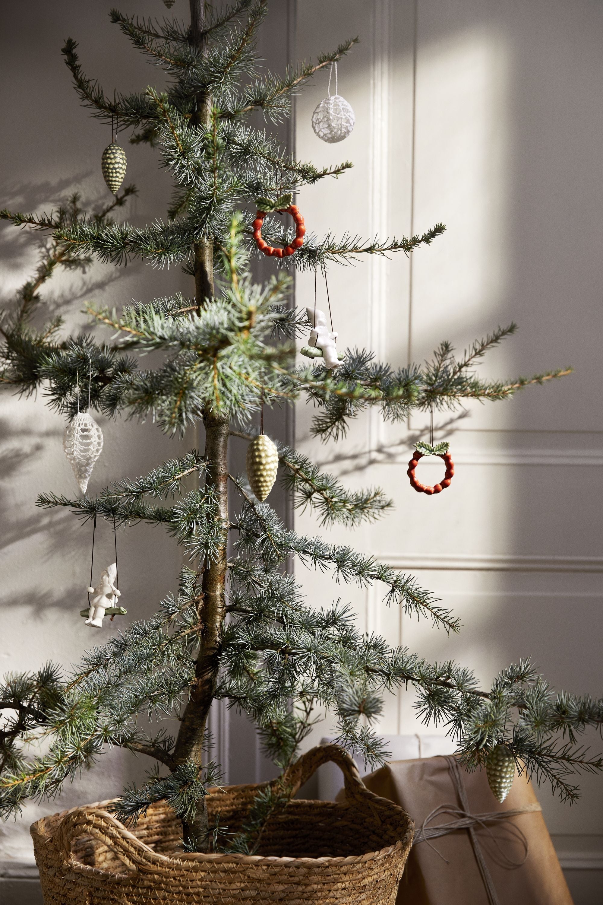 [product_category]-Kähler Christmas Tales Pine Cone H6 Cm, Green-Kähler-5703779187501-690060-KAH-5