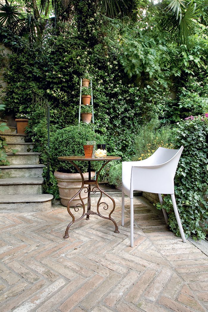 [product_category]-Kartell Dr. No Armchair, White-Kartell-8058967058789-048481L-KAR-7