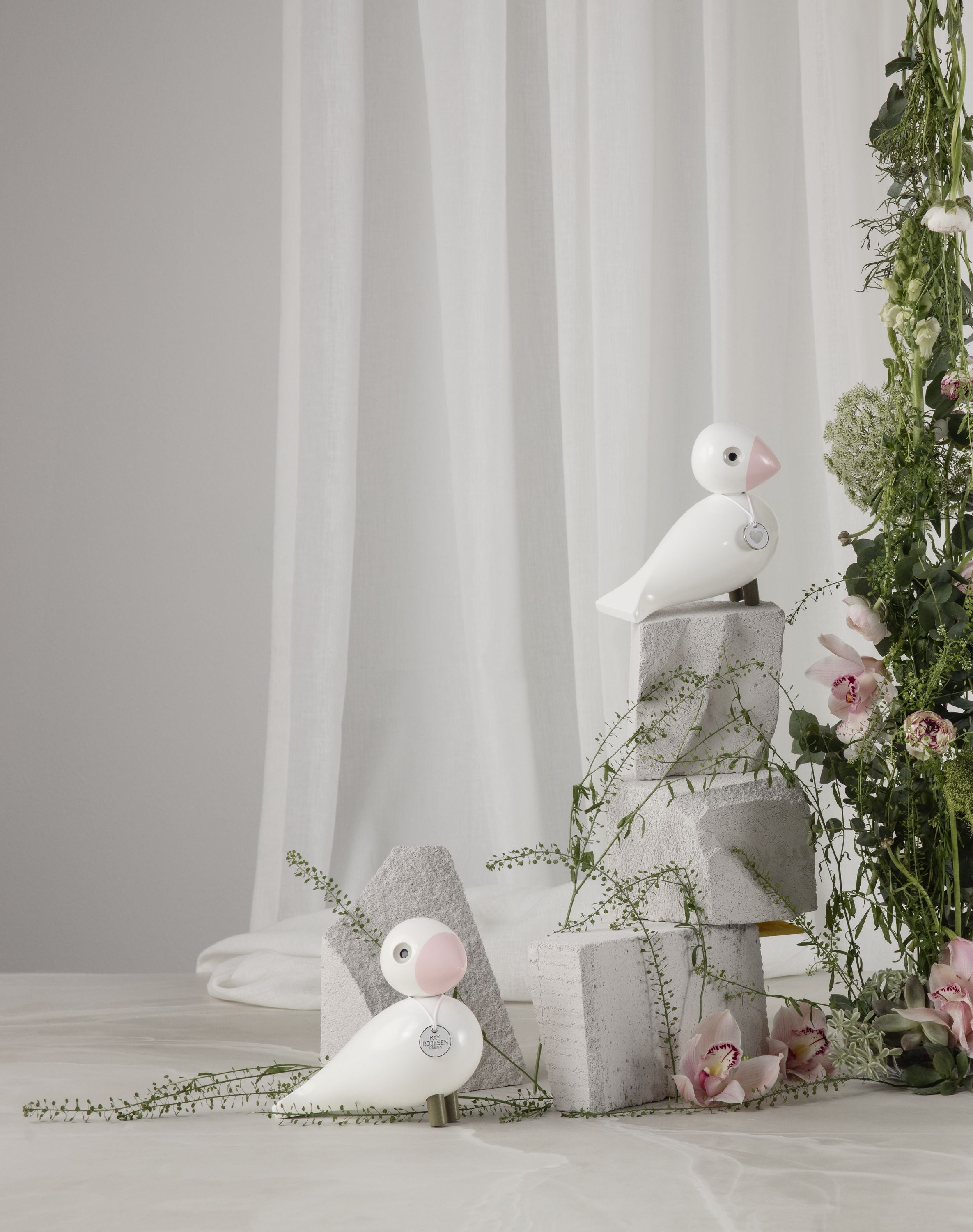 [product_category]-Kay Bojesen Songbird Love H15.5 Cm White/Pink-Kay Bojesen-5709513393511-39351-KAY-12