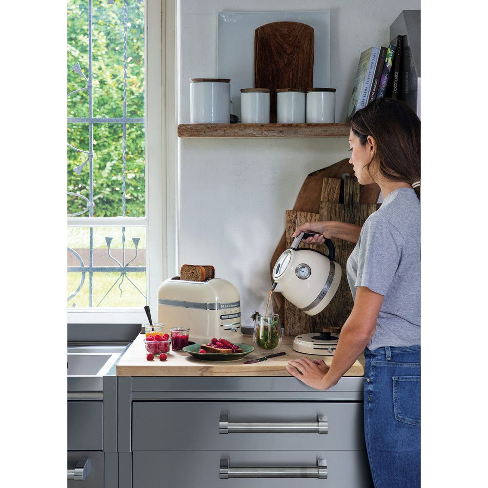 [product_category]-Kitchen Aid 5 Kek1522 Artisan Variable Temperature Kettle 1.5 L, Cream-KitchenAid-5413184151058-5KEK1522EAC-KIT-3