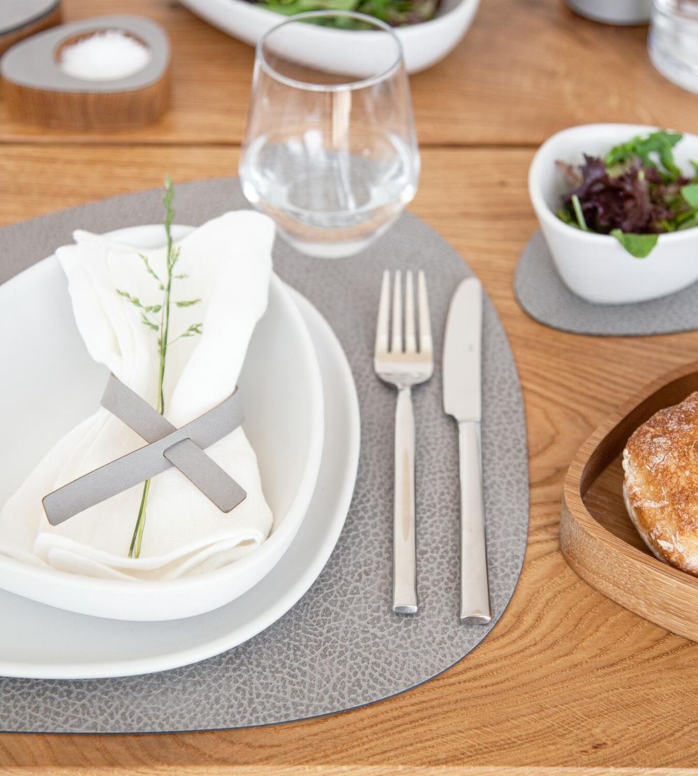 [product_category]-Lind Dna Curve Placemat Hippo Leather L, Anthracite Grey-Lind DNA-5711590993614-98869-LIN-3