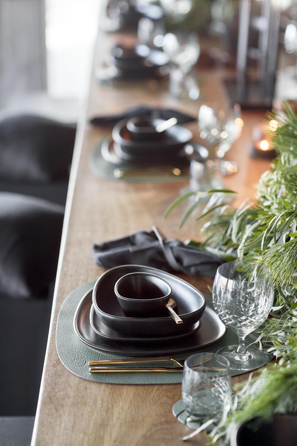 [product_category]-Lind Dna Curve Placemat Hippo Leather L, Forest Green-Lind DNA-5711905522652-990212-LIN-5