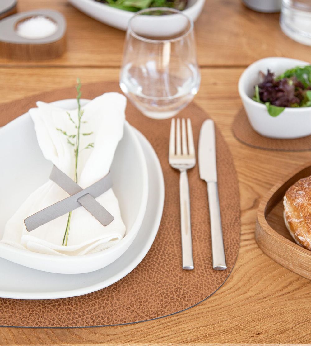 [product_category]-Lind Dna Curve Placemat Hippo Leather L, Natural-Lind DNA-5711905519263-990018-LIN-3