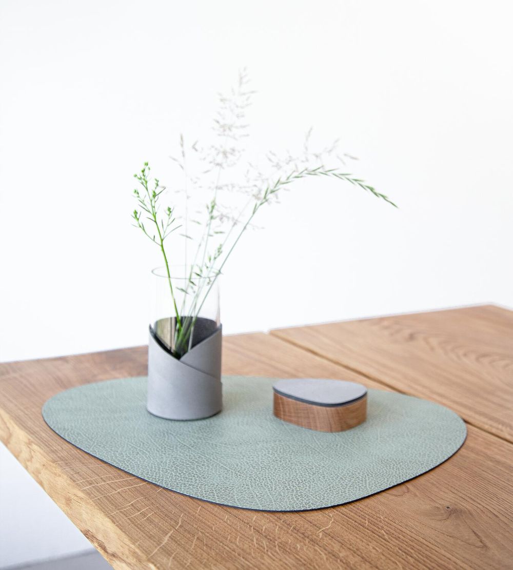 [product_category]-Lind Dna Curve Placemat Hippo Leather L, Olive Green-Lind DNA-5711905516675-983570-LIN-4
