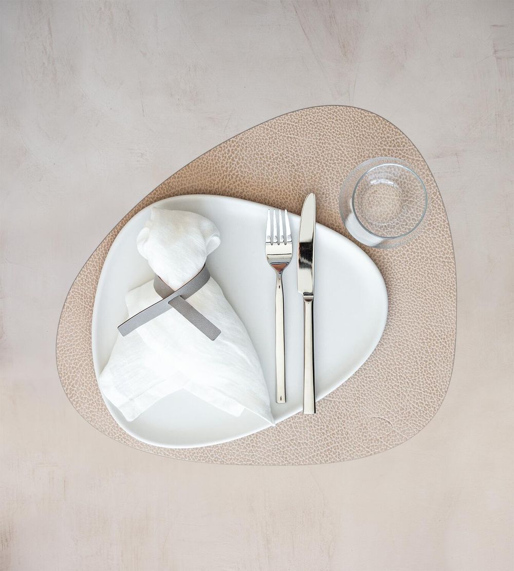 [product_category]-Lind Dna Curve Placemat Hippo Leather L, Sand-Lind DNA-5711592121459-981318-LIN-2