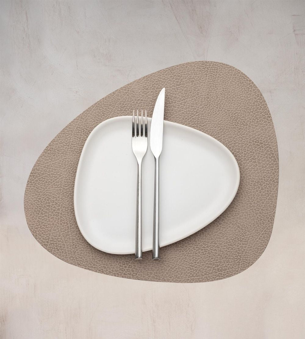 [product_category]-Lind Dna Curve Placemat Hippo Leather M, Warm Grey-Lind DNA-5740020101107-991662-LIN-2