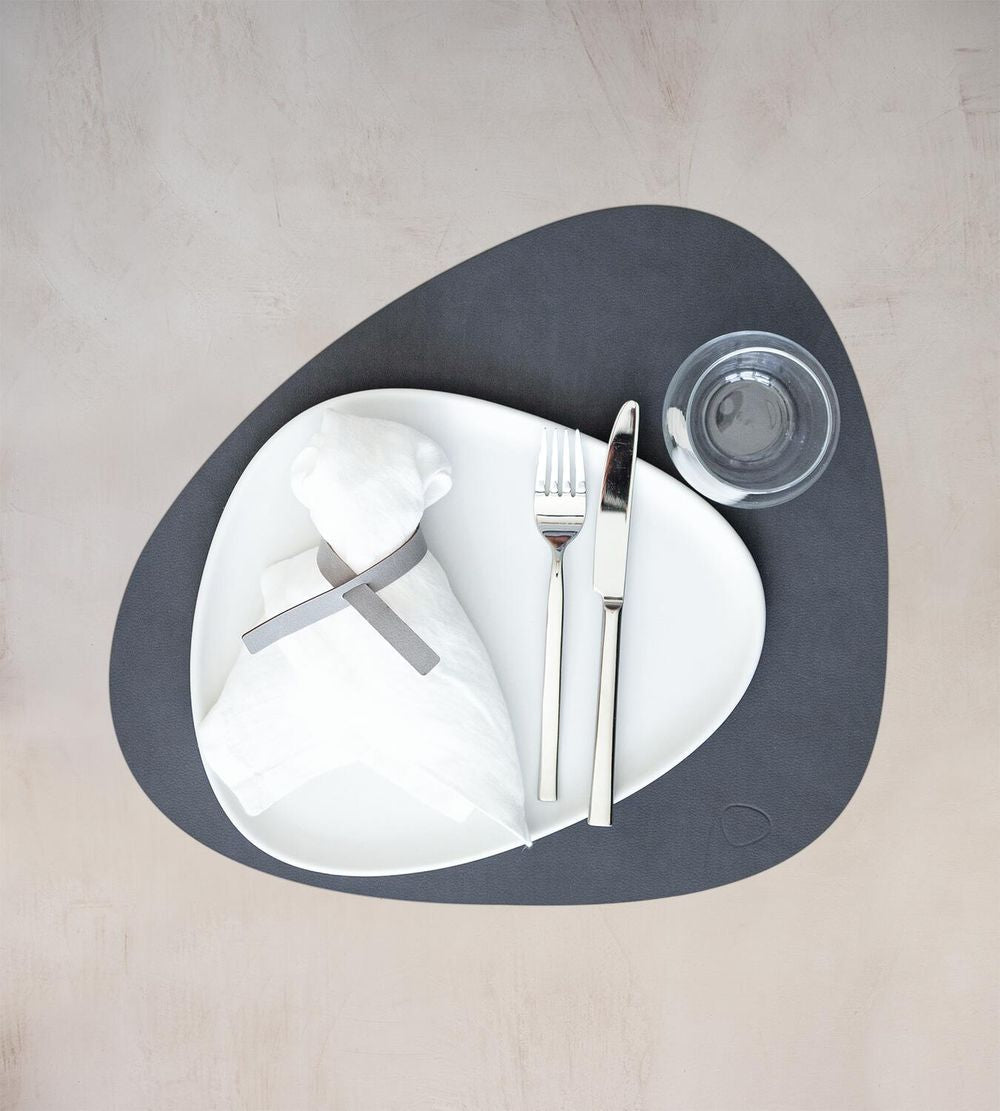[product_category]-Lind Dna Curve Placemat Nupo Leather L, Anthracite-Lind DNA-5711590203409-981161-LIN-2