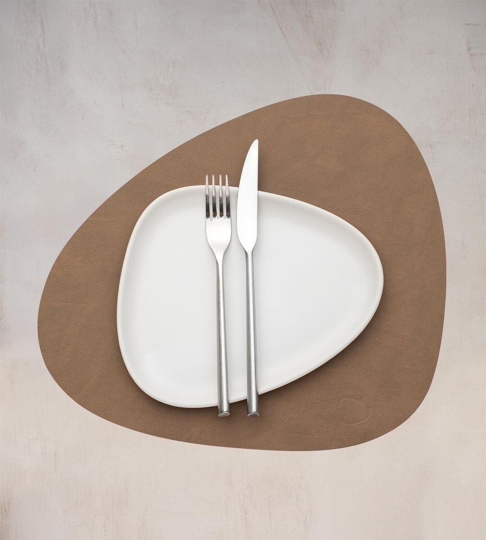 [product_category]-Lind Dna Curve Placemat Nupo Leather M, Brown-Lind DNA-5740020101152-991667-LIN-2