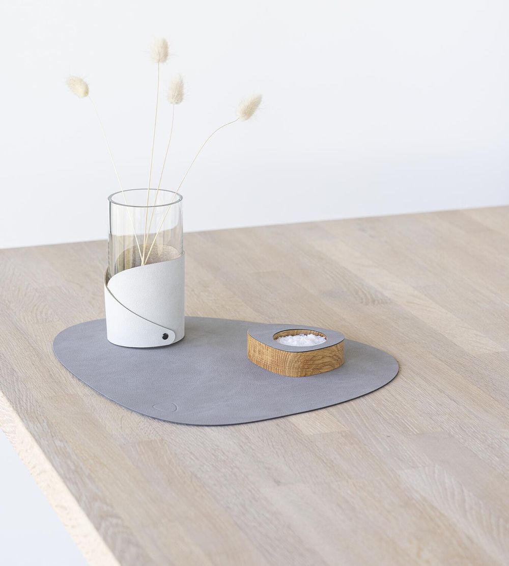 [product_category]-Lind Dna Curve Placemat Nupo Leather M, Light Grey-Lind DNA-5740020101220-991674-LIN-4