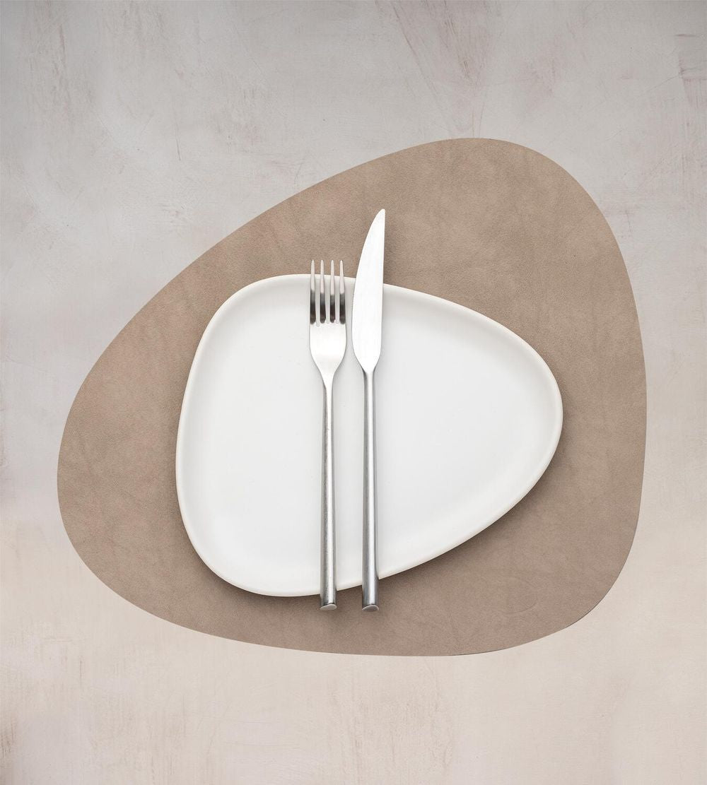 [product_category]-Lind Dna Curve Placemat Nupo Leather M, Nomad Grey-Lind DNA-5740020101268-991678-LIN-2