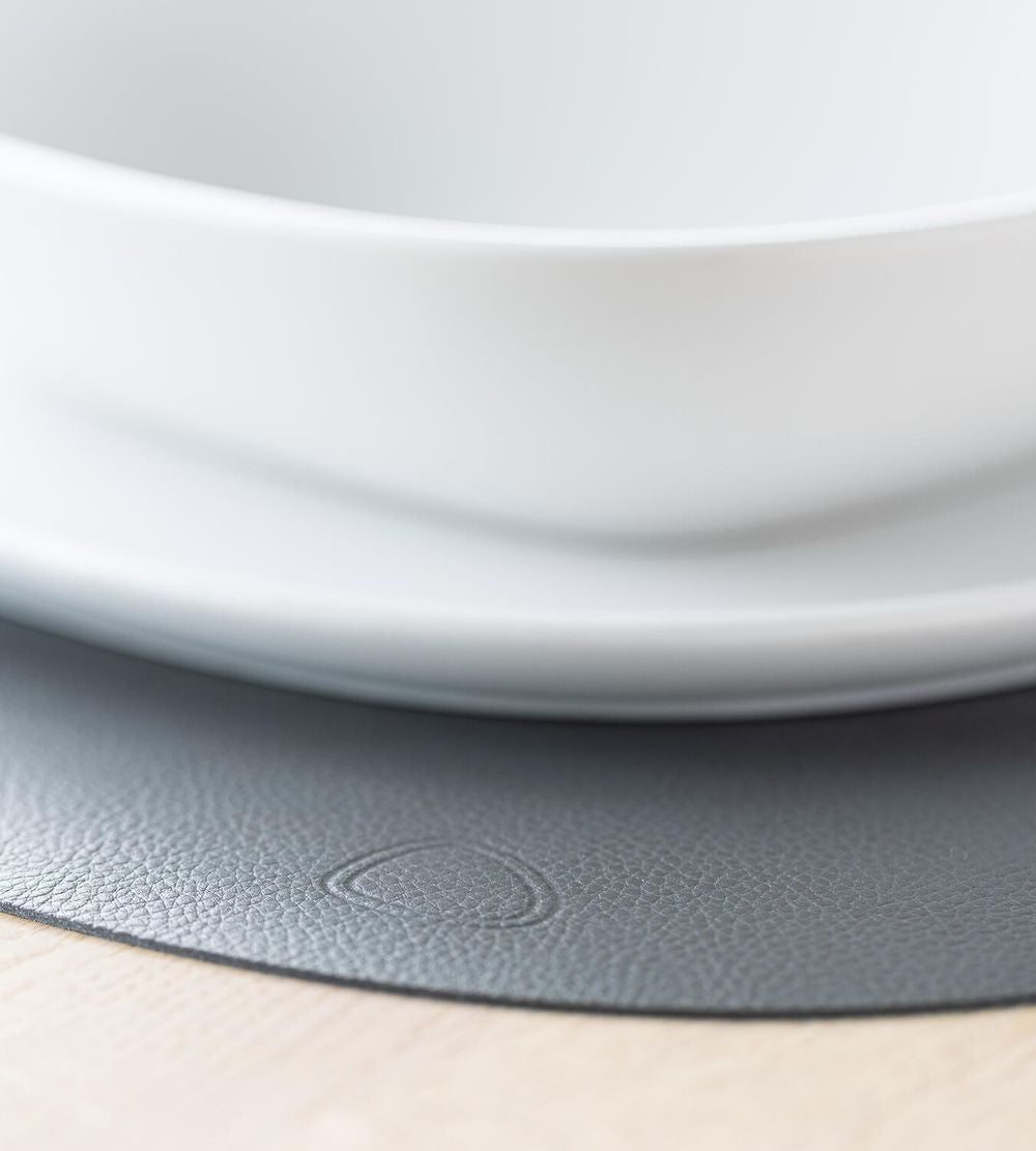 [product_category]-Lind Dna Curve Placemat Serene Leather L, Anthracite-Lind DNA-5711590996523-991476-LIN-5